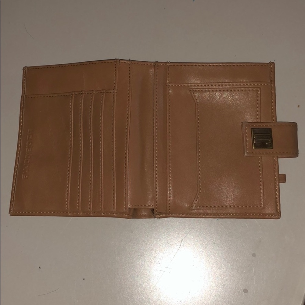 Dundle of purse & wallet